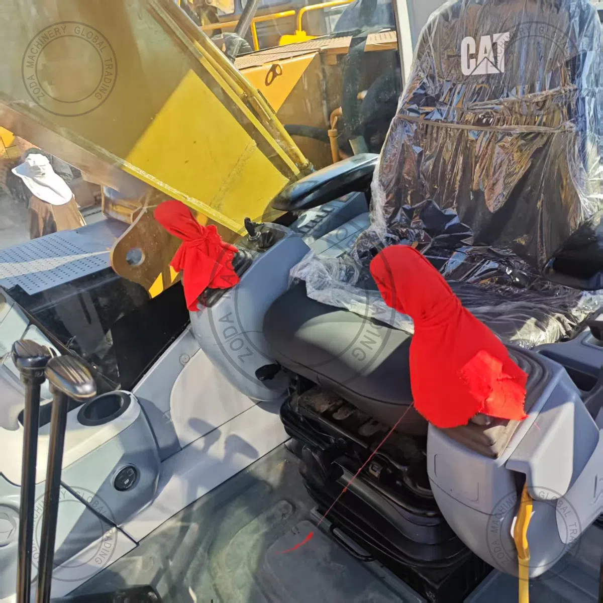 CAT 320D Direct Injection used machinery photo