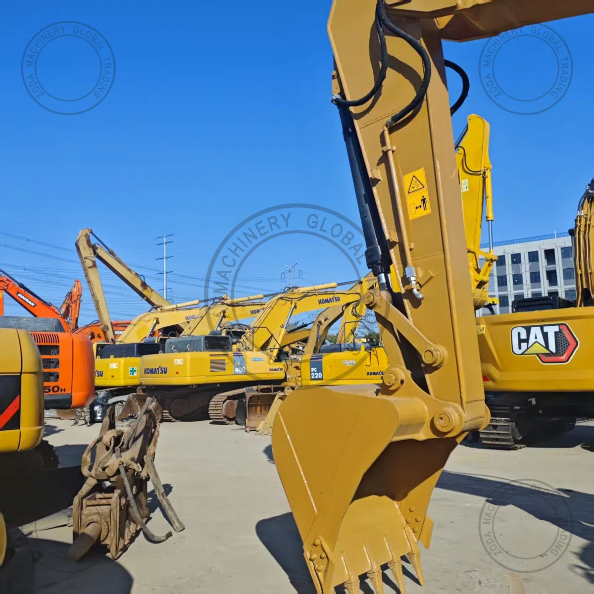 CAT 320D Direct Injection used machinery photo