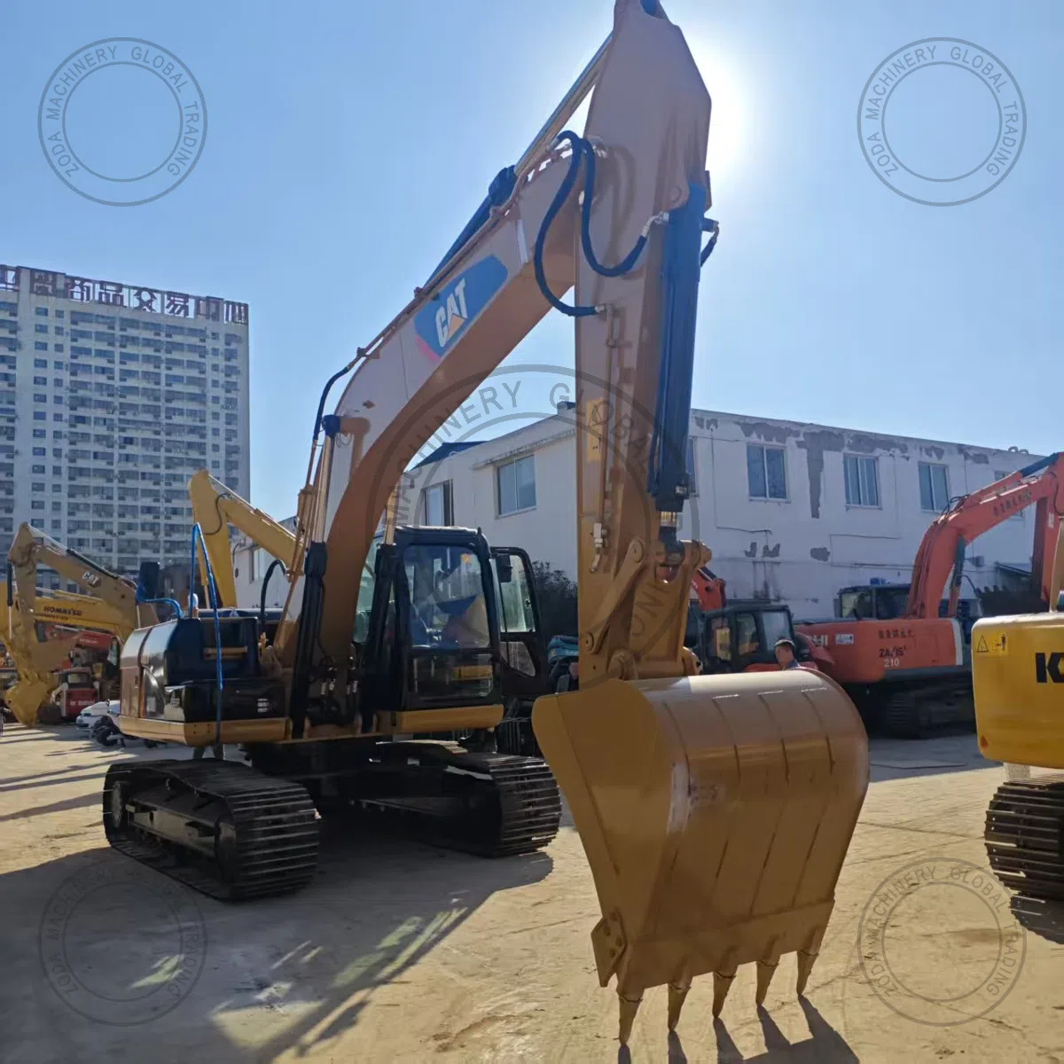 CAT 320D Direct Injection used machinery photo
