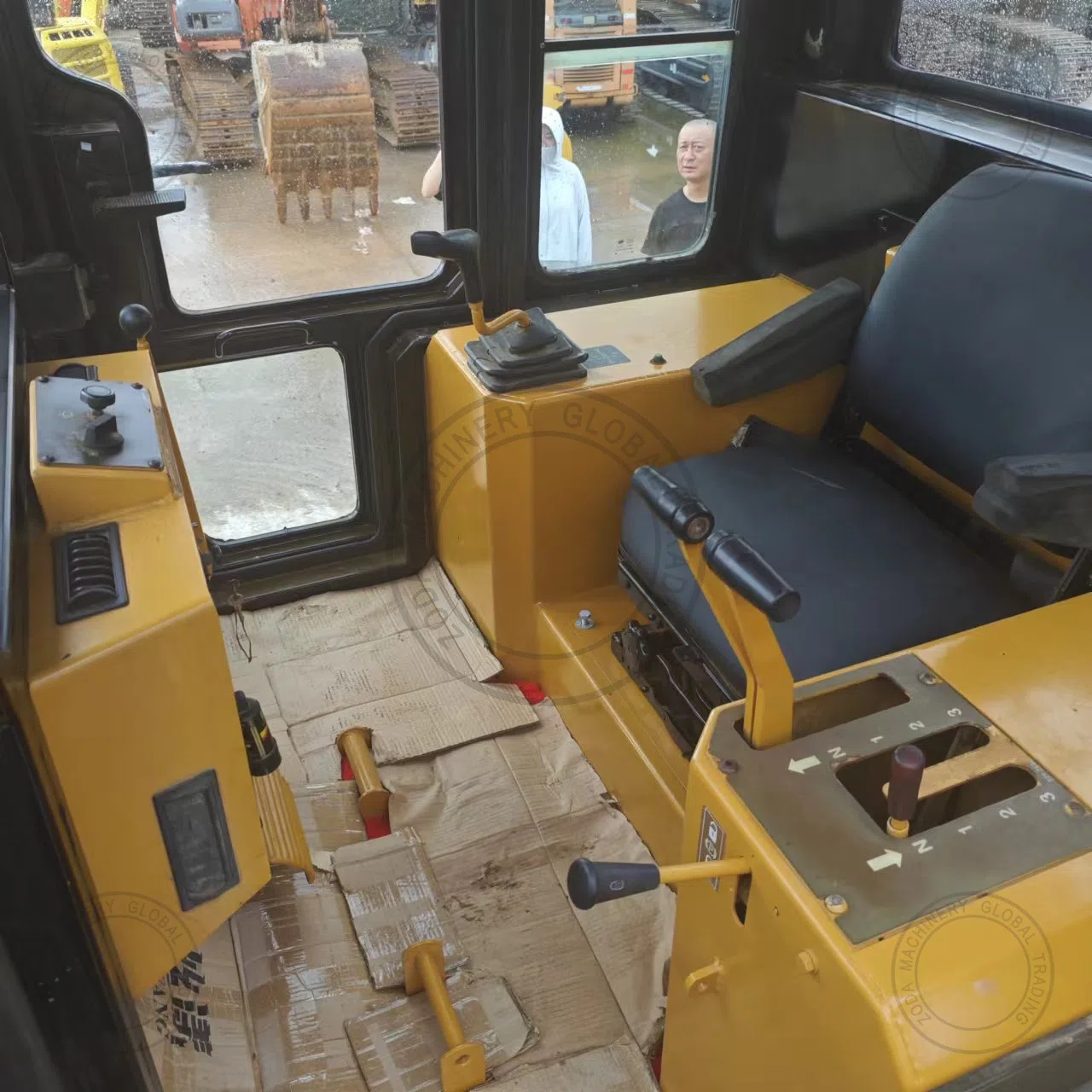 Used Bulldozer CAT D6G for Sale photo 3