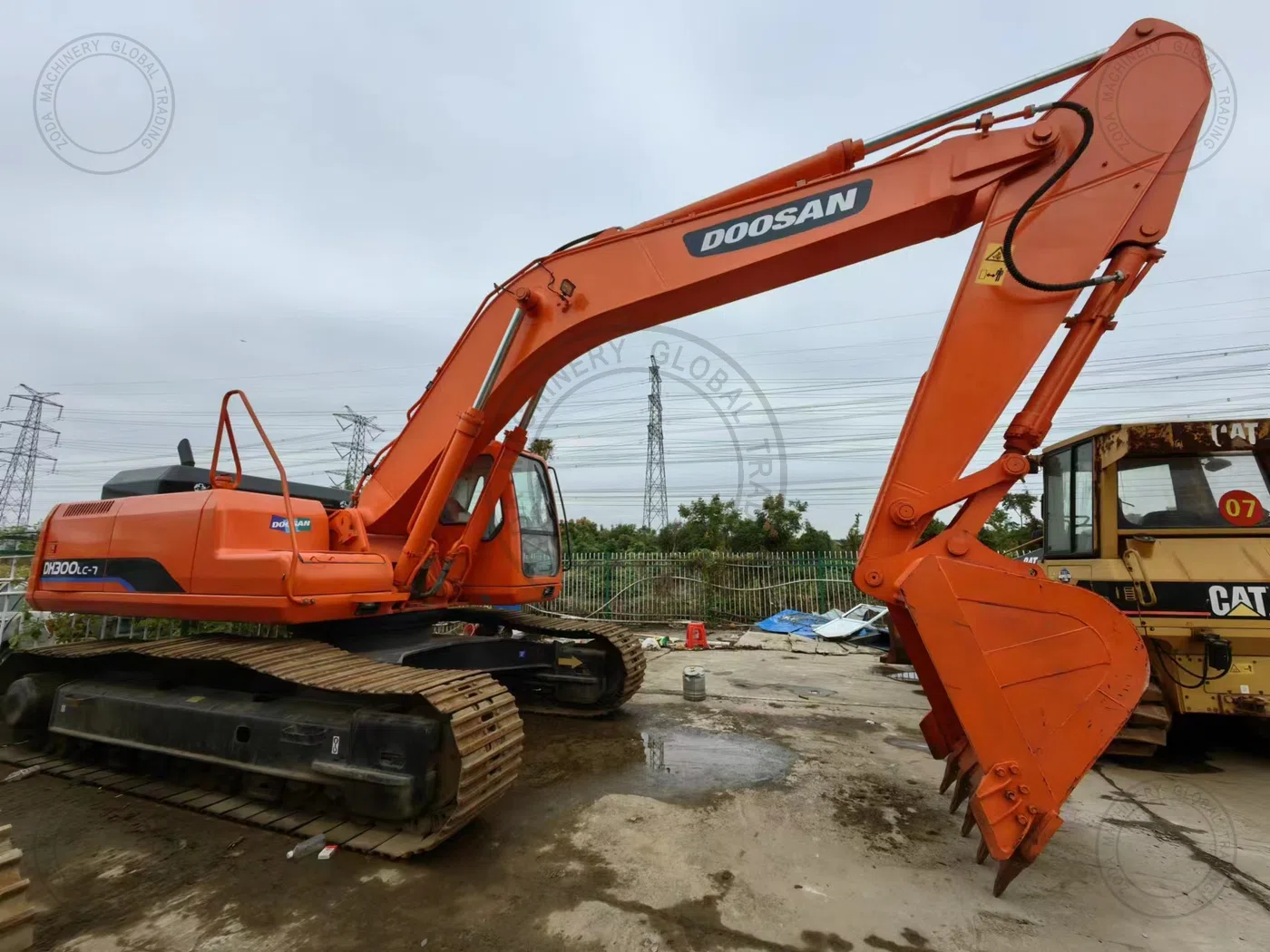 Used Excavator DOOSAN DH300 for Sale photo 8