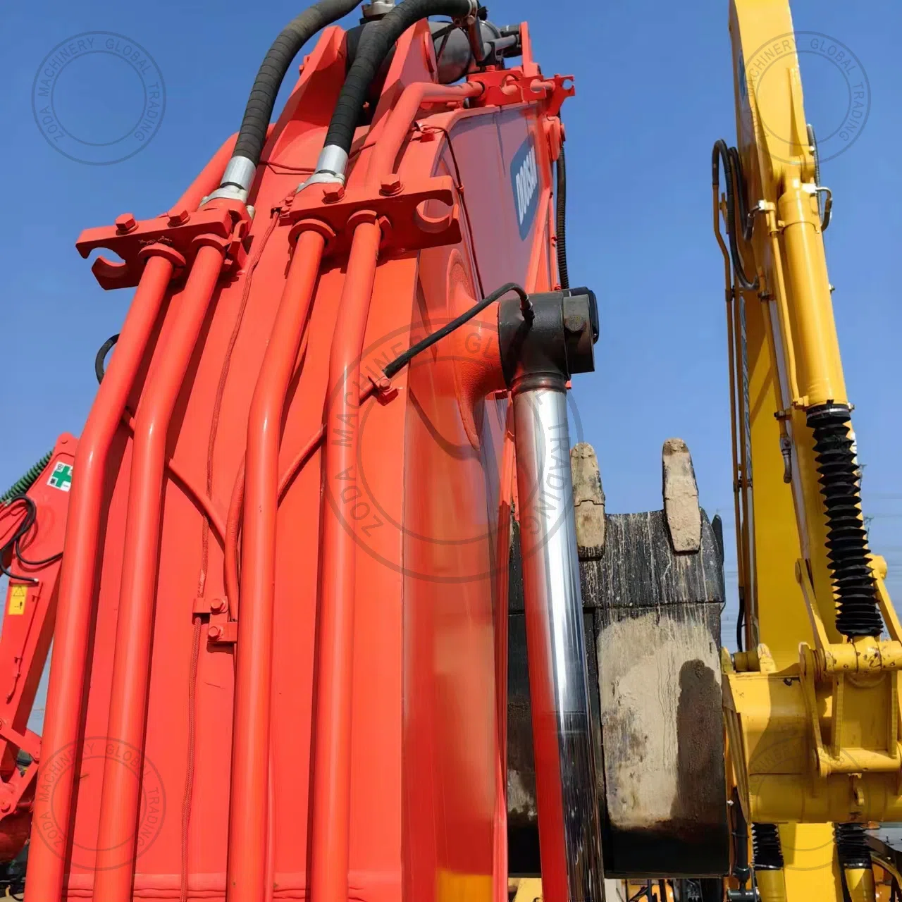 Used Excavator DOOSAN DX 300 for Sale photo 5