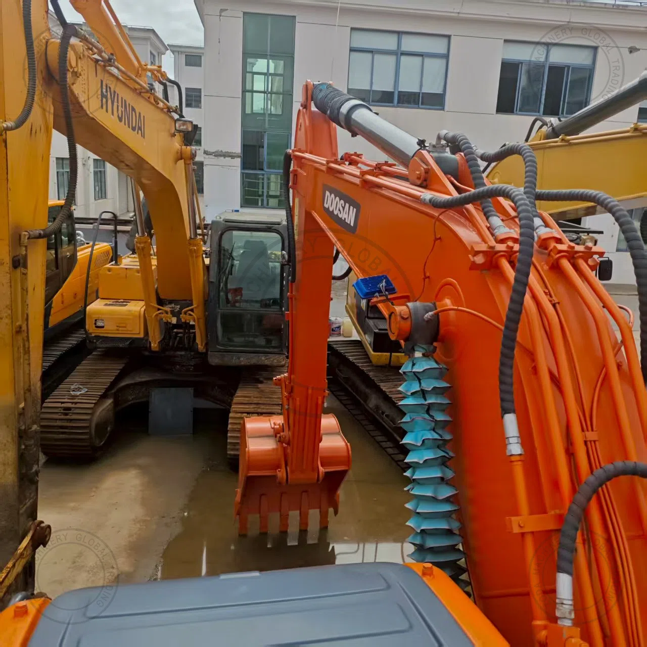 Used Excavator Doosan DX140lc for Sale photo 6