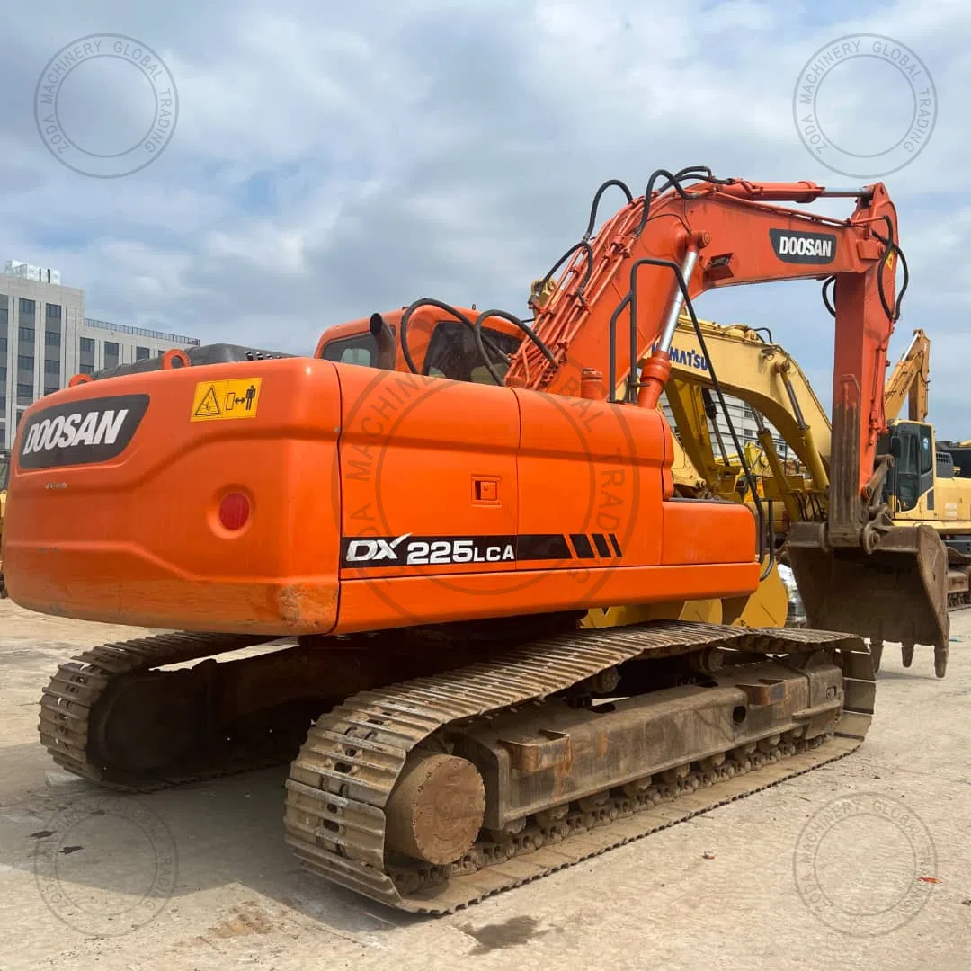 Used Excavator doosan dx225 for Sale photo 6