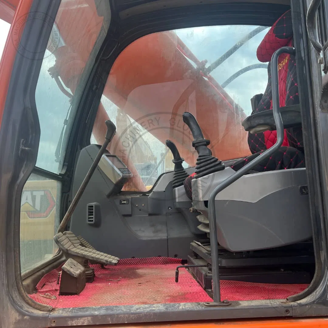 Used Excavator doosan dx225 for Sale photo 12