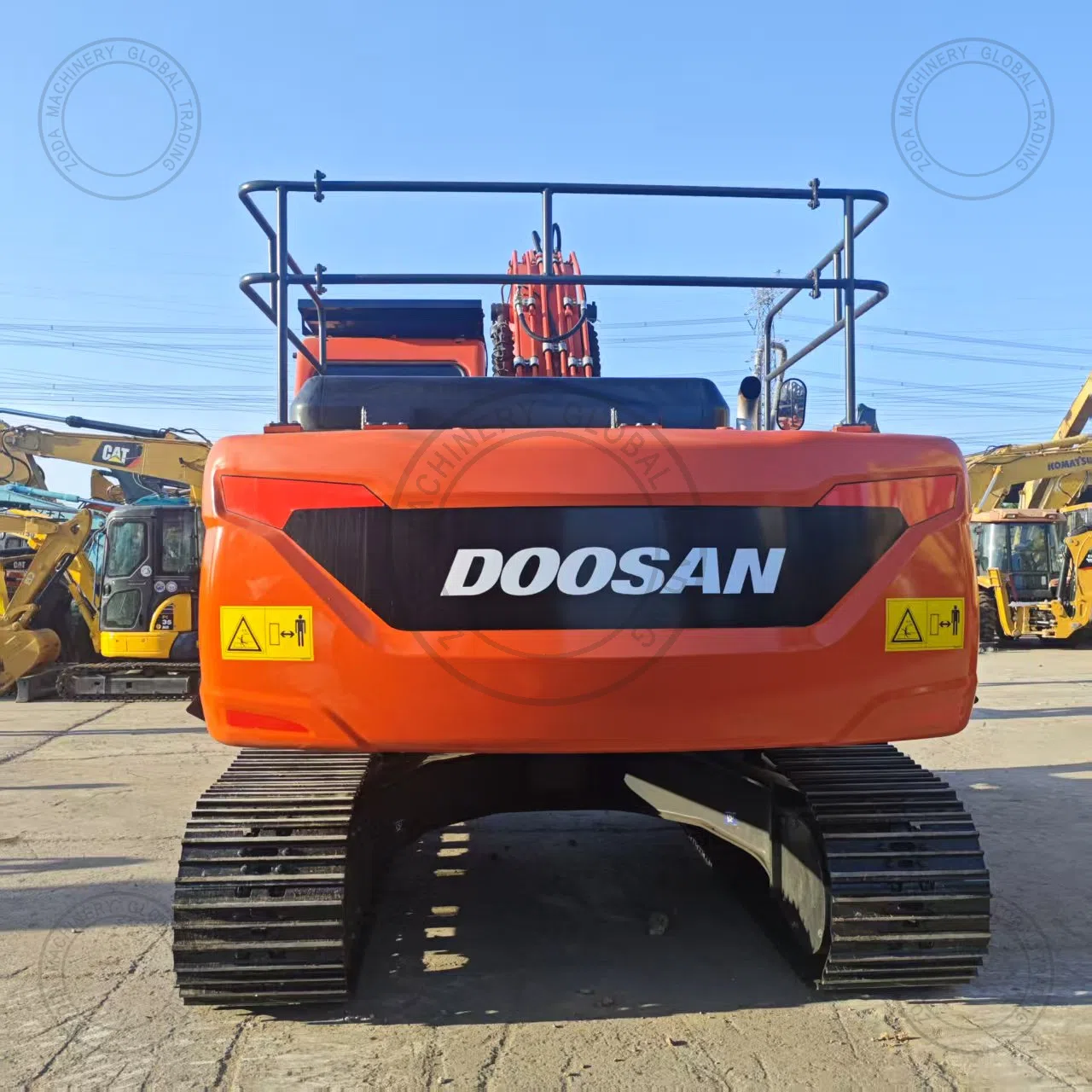 Used Excavator DOOSAN DX225 新 for Sale photo 2