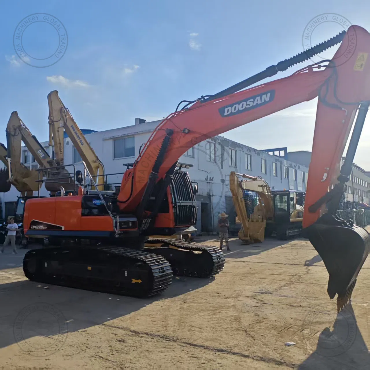 Used Excavator DOOSAN DX225 新 for Sale photo 10