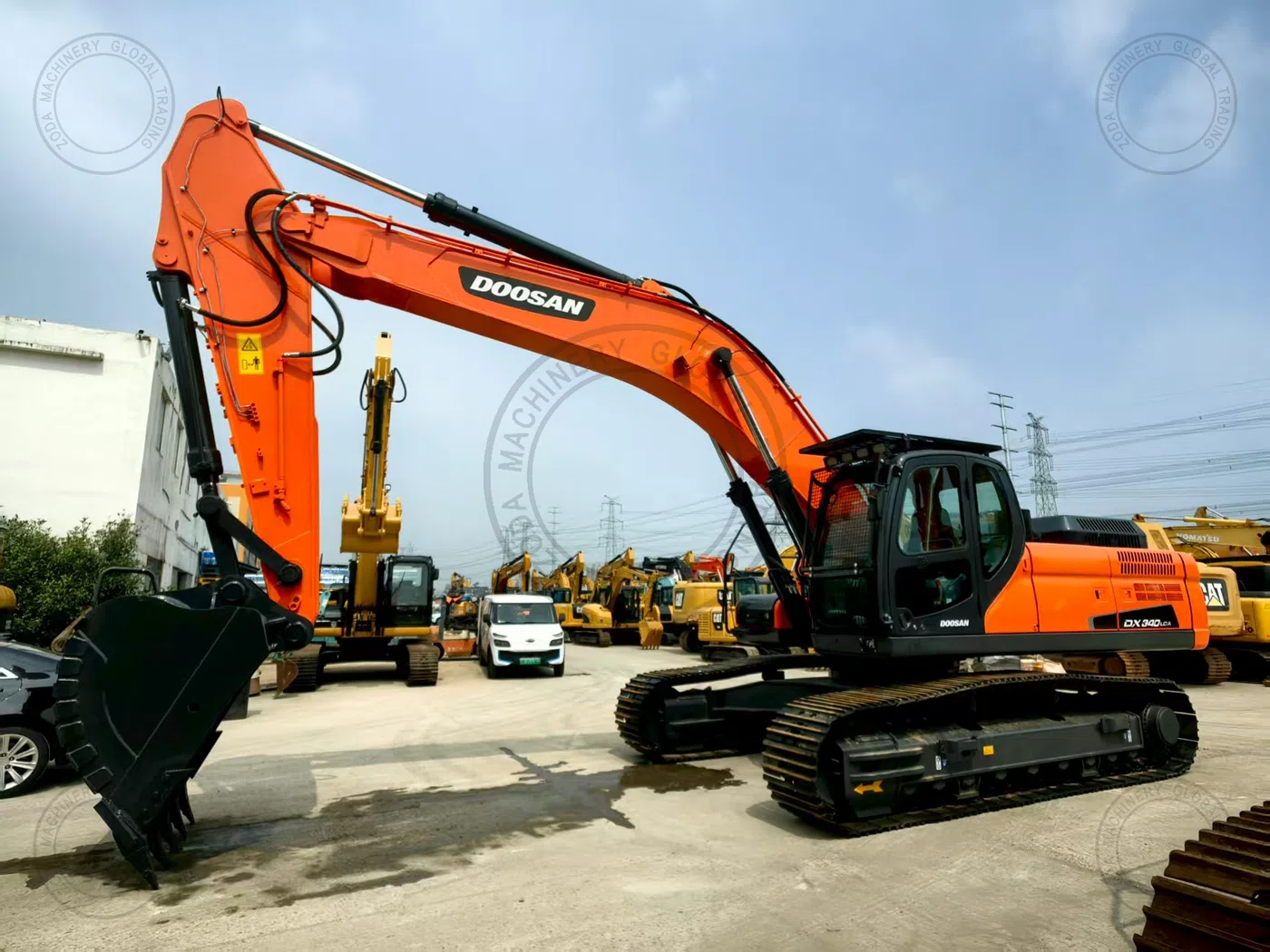 Used Excavator DOOSAN DX340 for Sale photo 2
