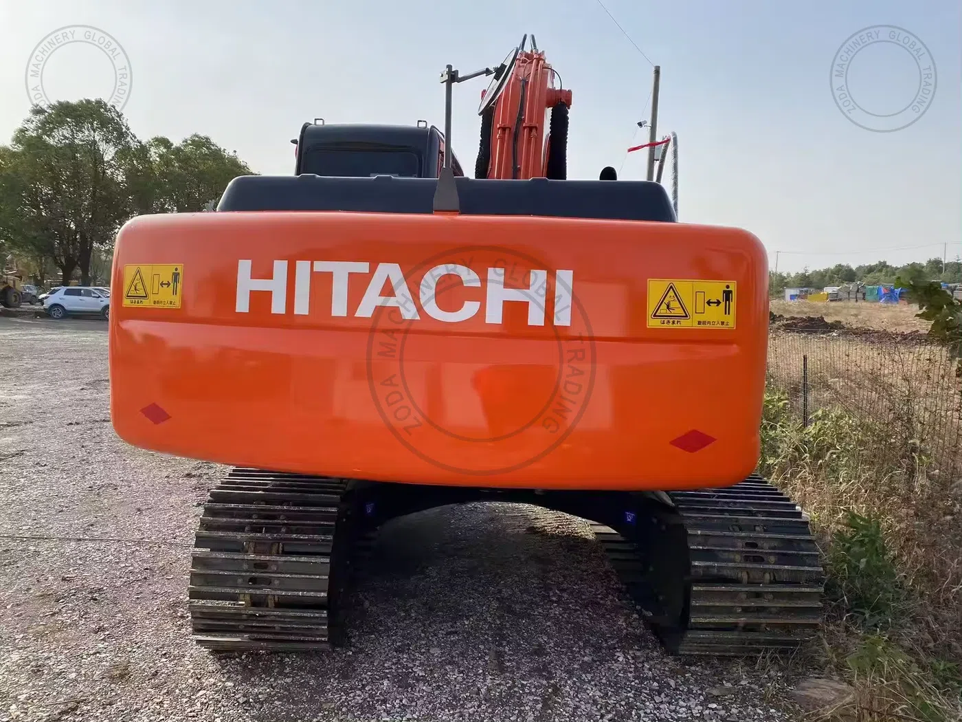 Used Excavator HITACHI 200-3 2 for Sale photo 4
