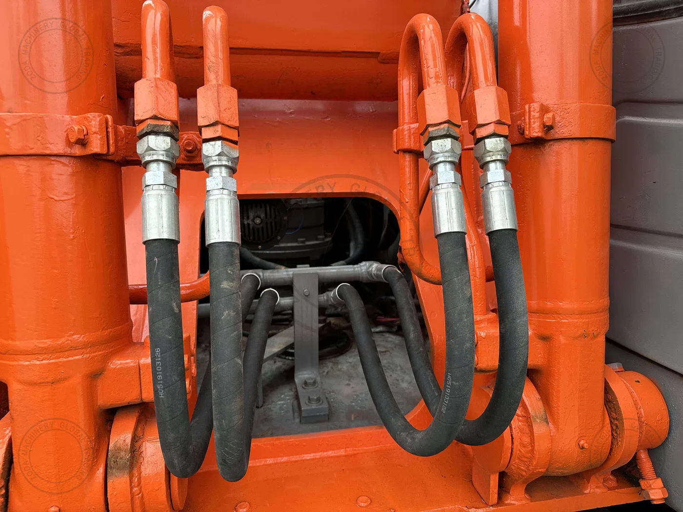 Used Excavator HITACHI 200-3 3 for Sale photo 6