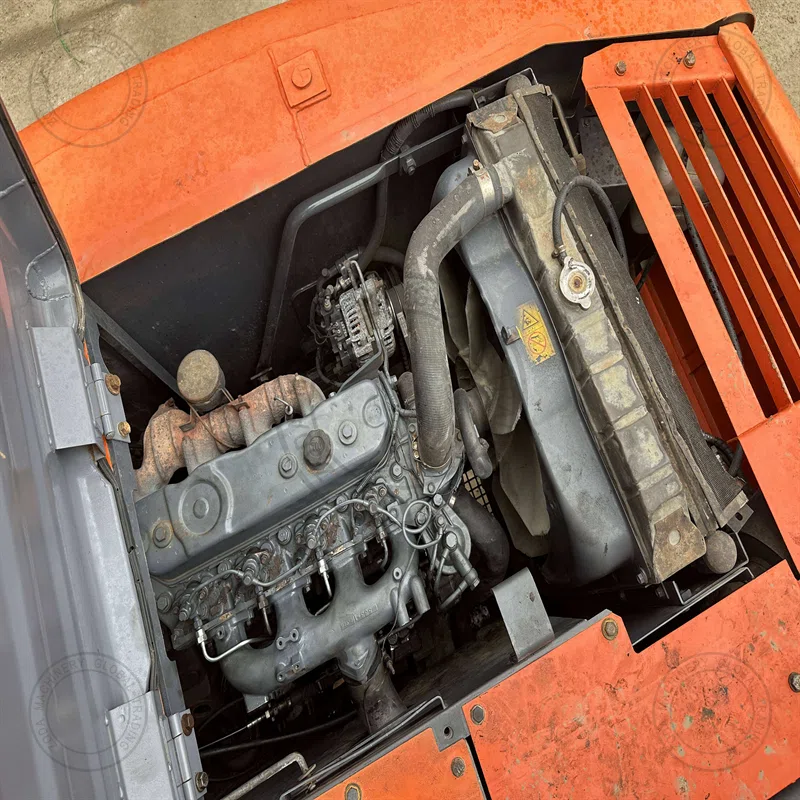 Used Mini Excavator HITACHI EX 120 3 for Sale photo 2