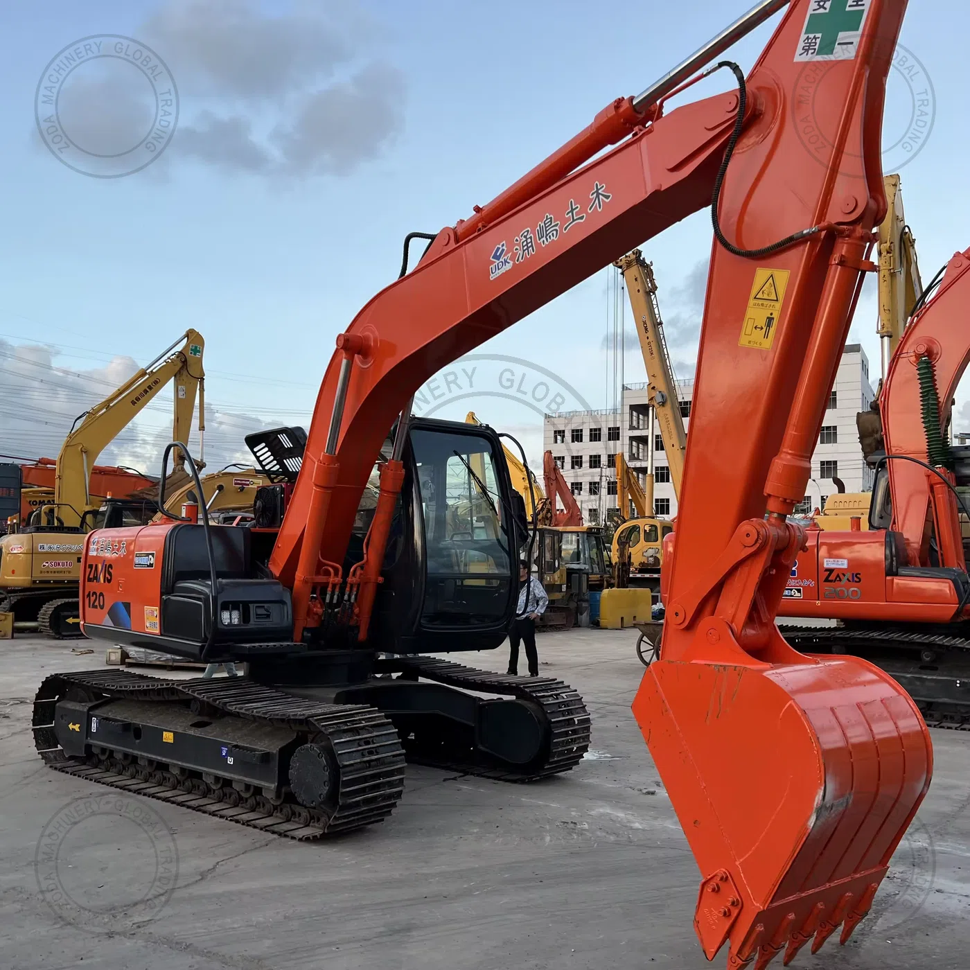 Used Mini Excavator HITACHI ZX120 4 for Sale photo 4