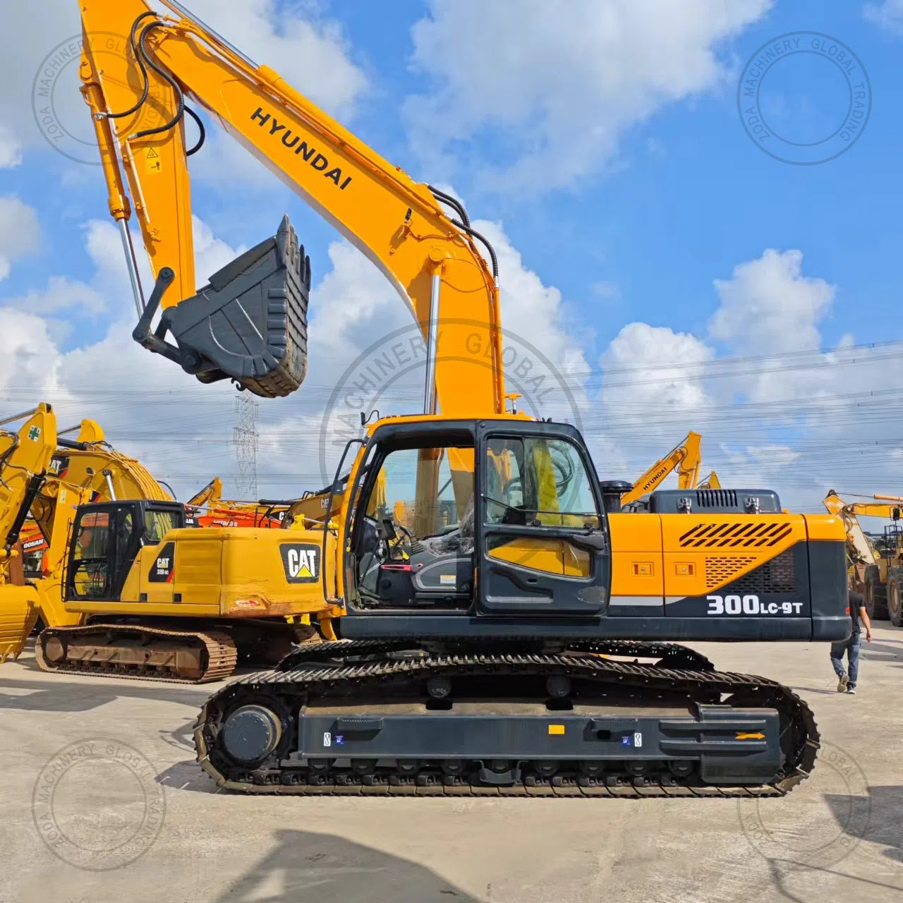 Used Excavator HYUNDAI 300 for Sale