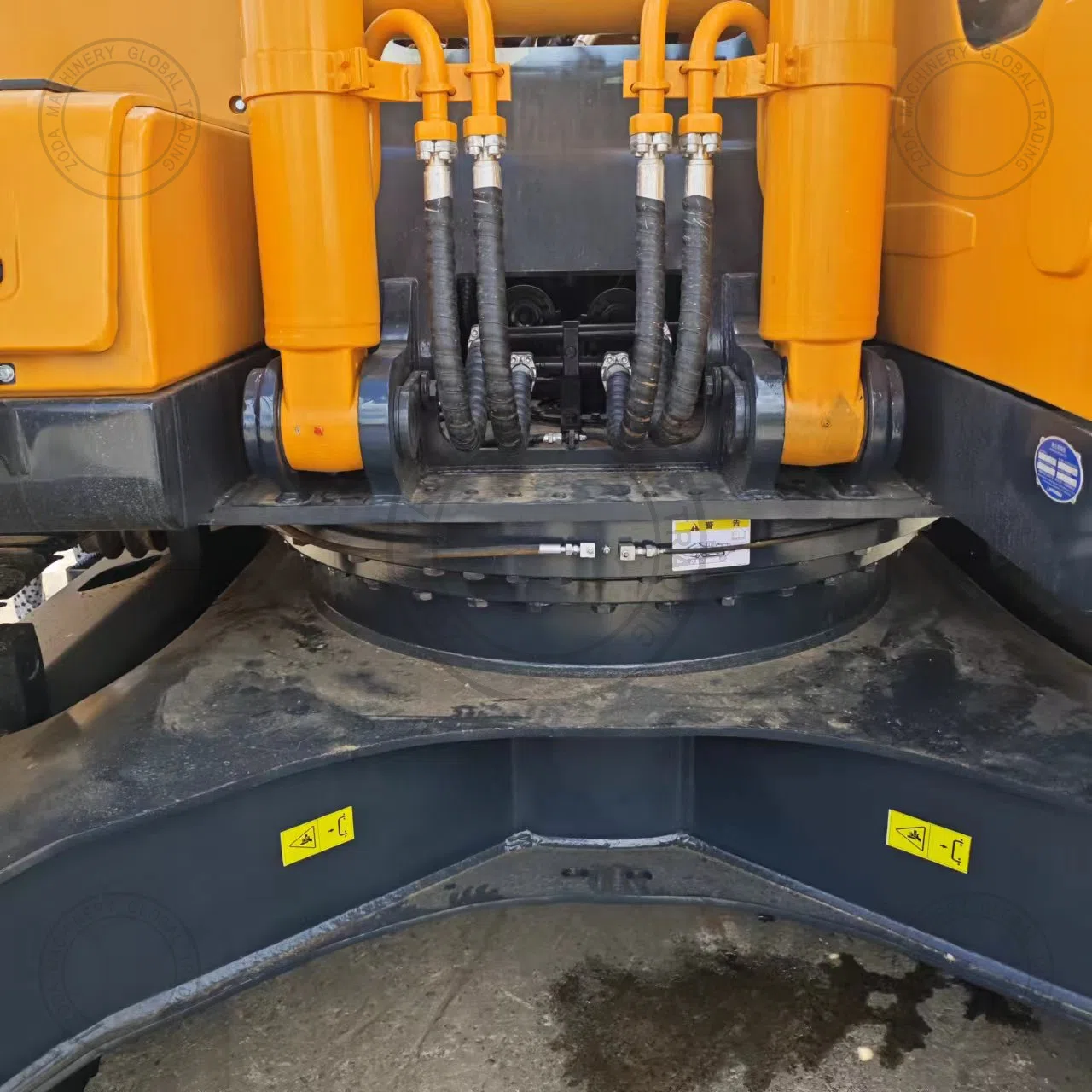 Used Excavator HYUNDAI 300 for Sale photo 9