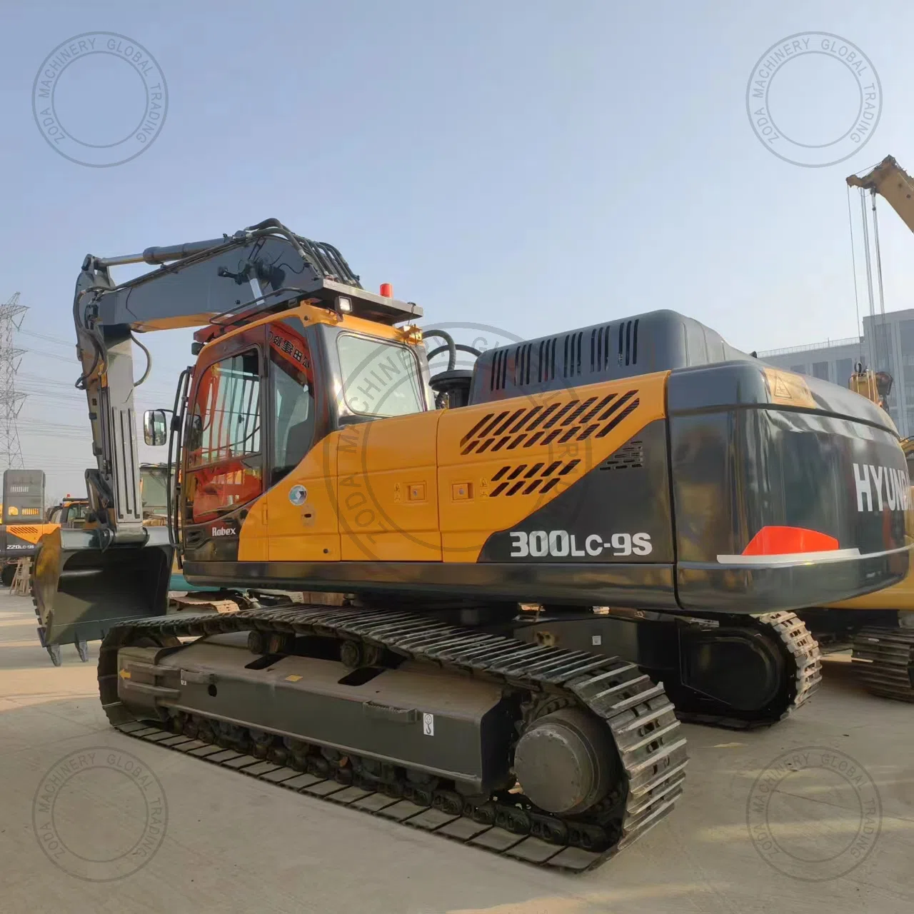 Used Excavator HYUNDAI 300LC-9S for Sale photo 12