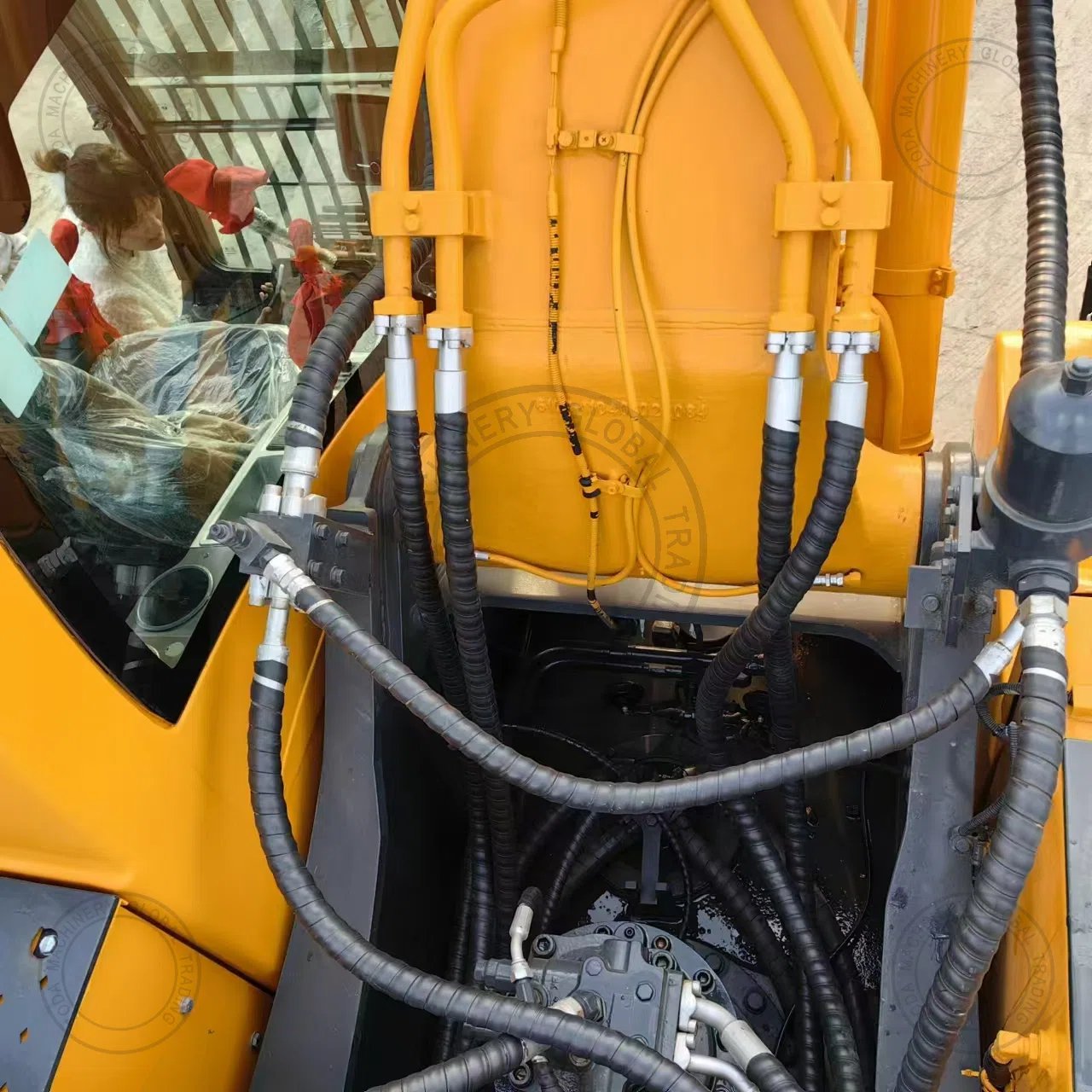 Used Excavator HYUNDAI 330-9 1 for Sale photo 4