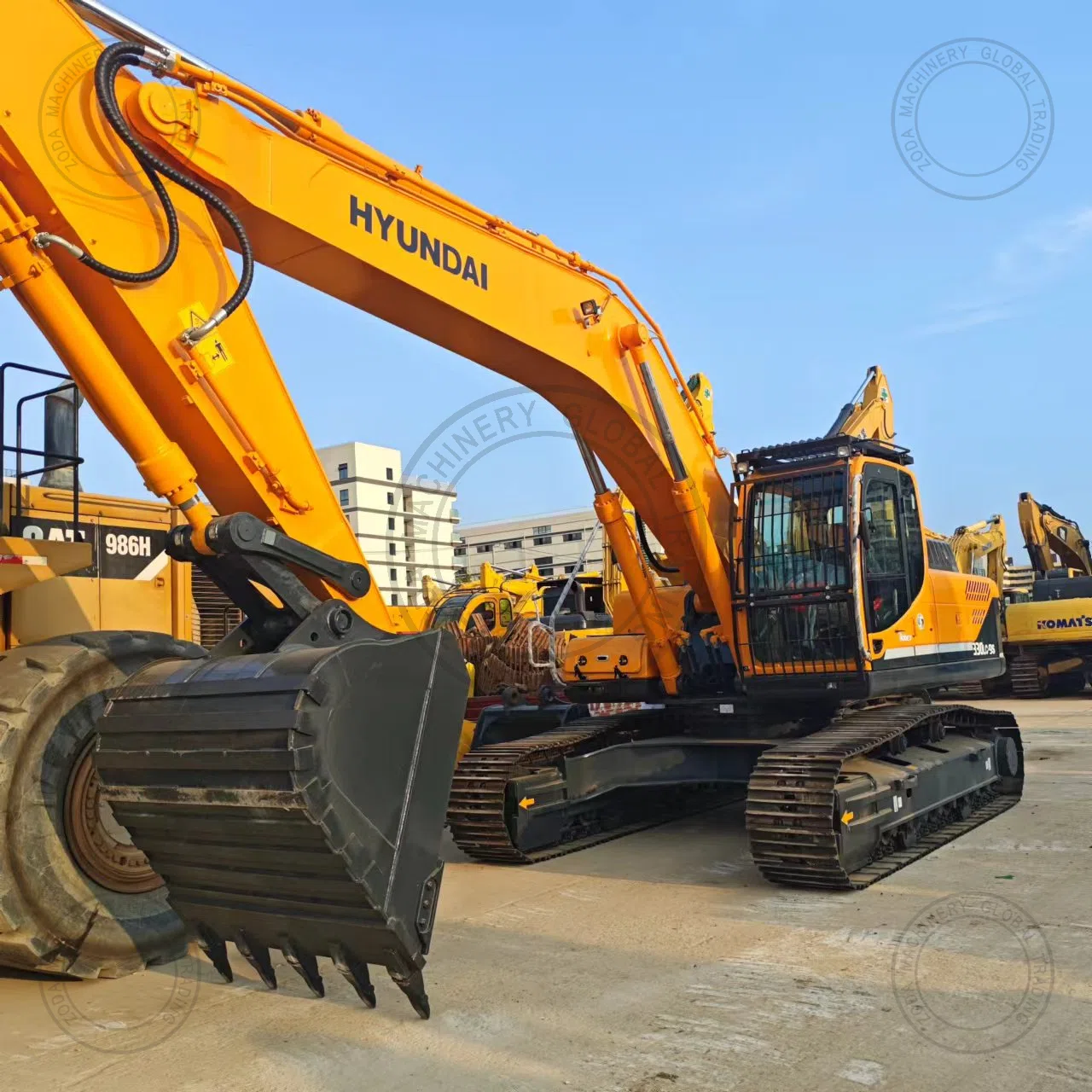 Used Excavator Hyundai 330-9 for Sale photo 2