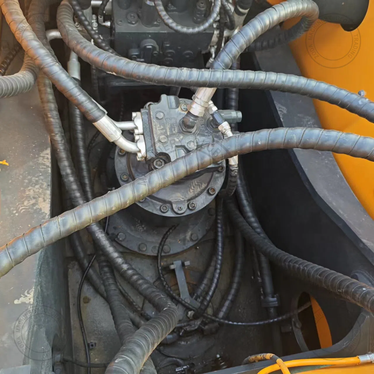 Used Excavator Hyundai 330-9 for Sale photo 10