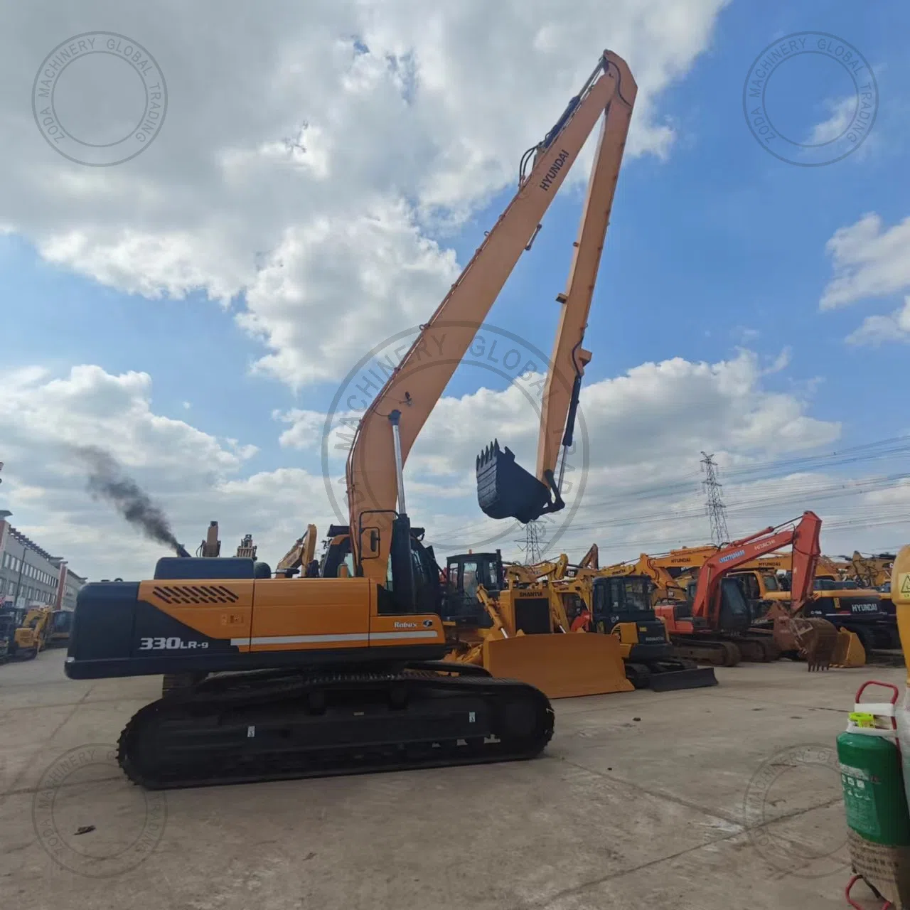 Used Excavator Hyundai 330 加长臂 for Sale photo 2