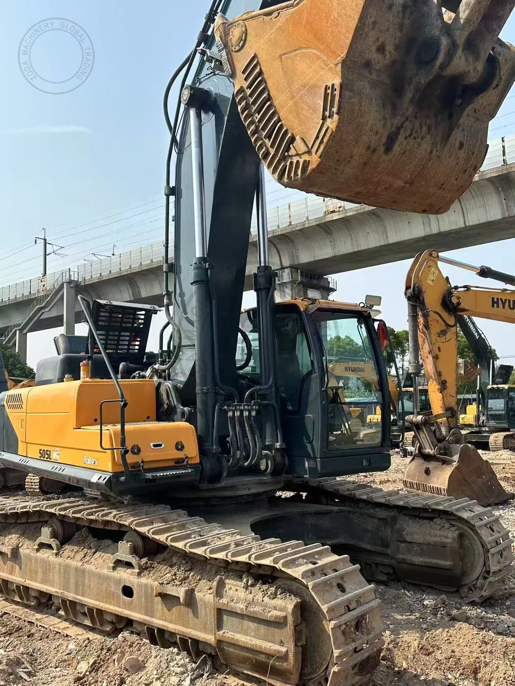 Used Excavator HYUNDAI 505 for Sale photo 5