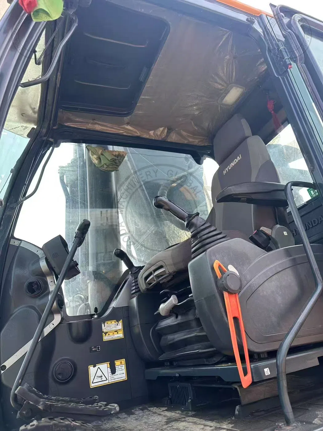 Used Excavator HYUNDAI 505 for Sale photo 9