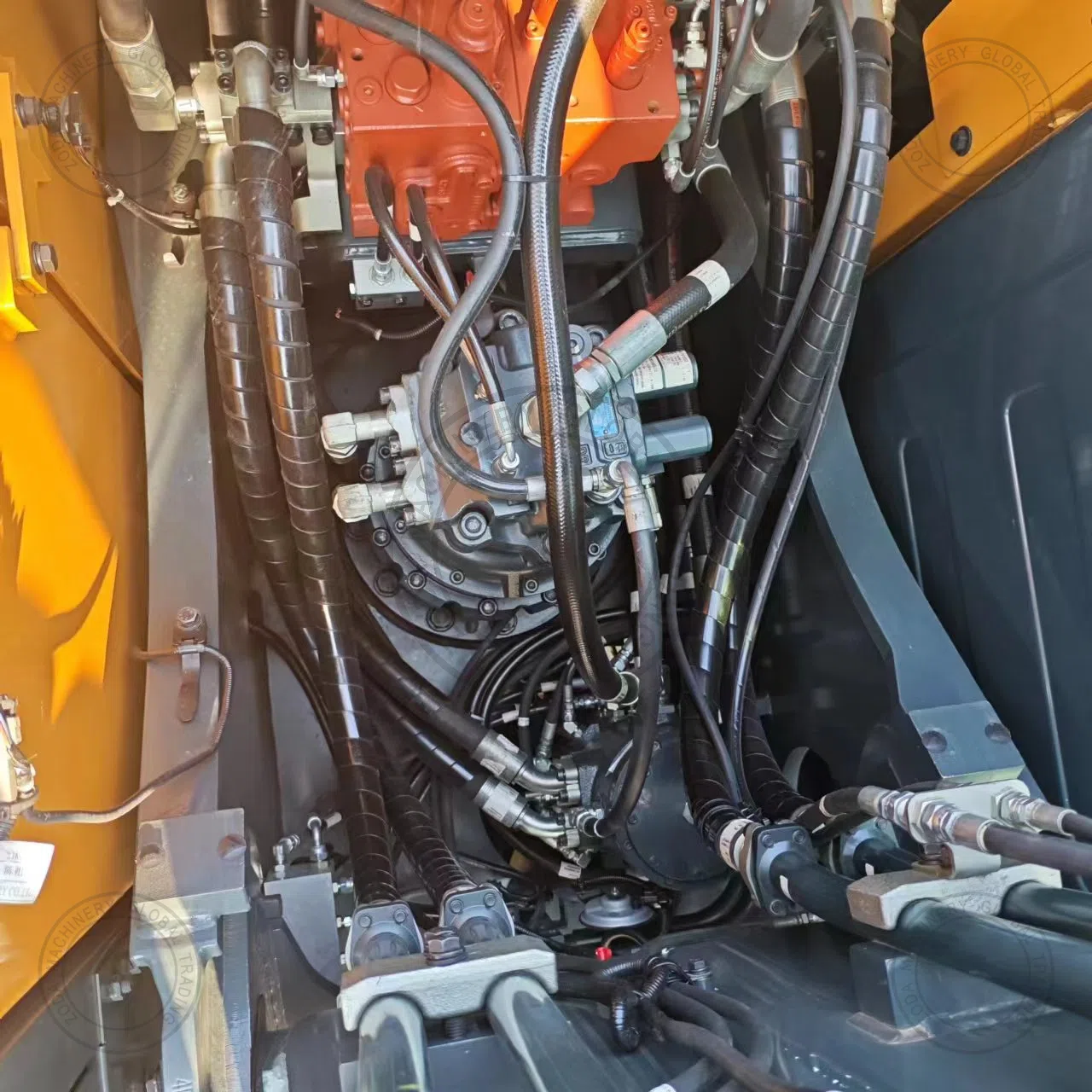 Used Excavator HYUNDAI HW210 for Sale photo 11