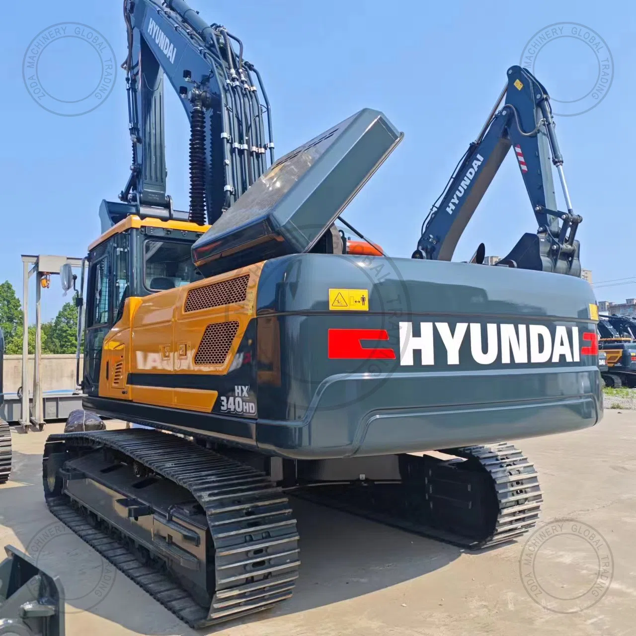 Used Excavator HYUNDAI HX340HD for Sale photo 3