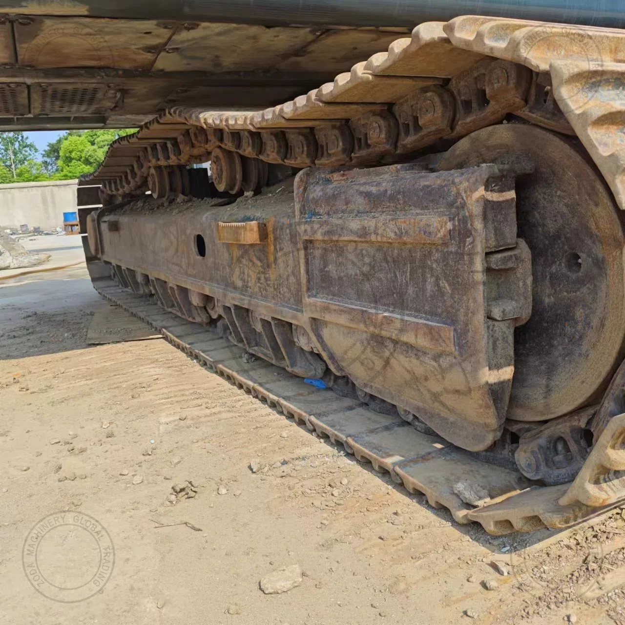Used Excavator HYUNDAI VS 520 1 for Sale photo 3