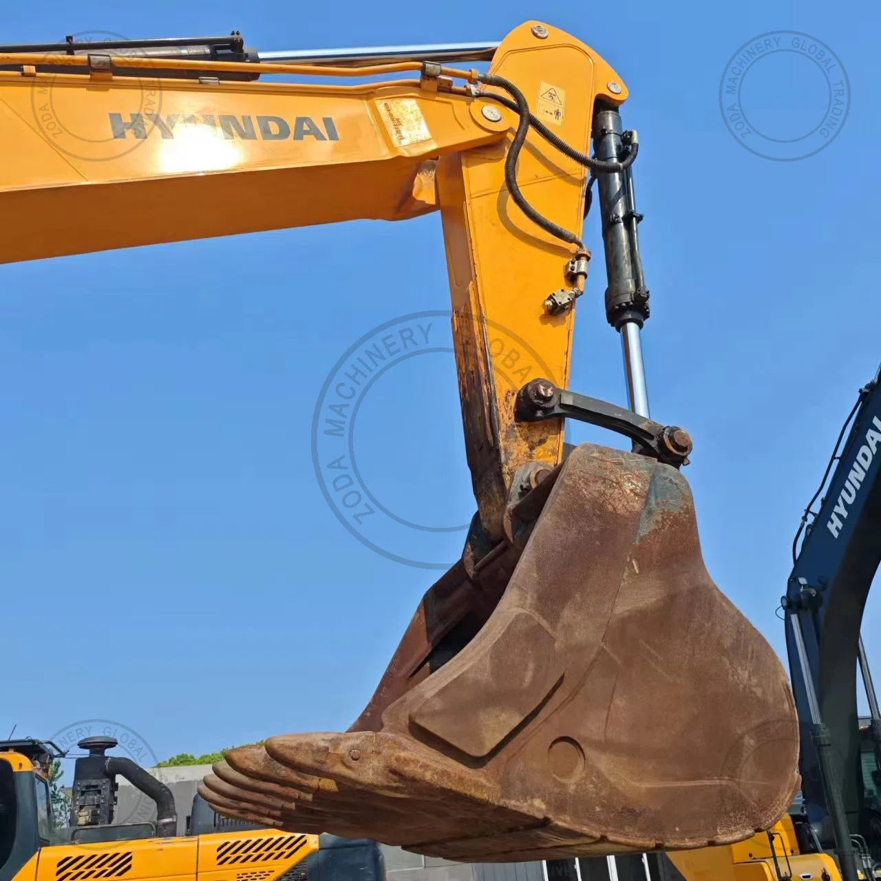 Used Excavator HYUNDAI VS 520 1 for Sale photo 12