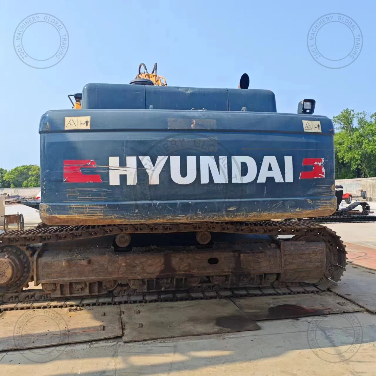 Used Excavator HYUNDAI VS 520 2 for Sale photo 2