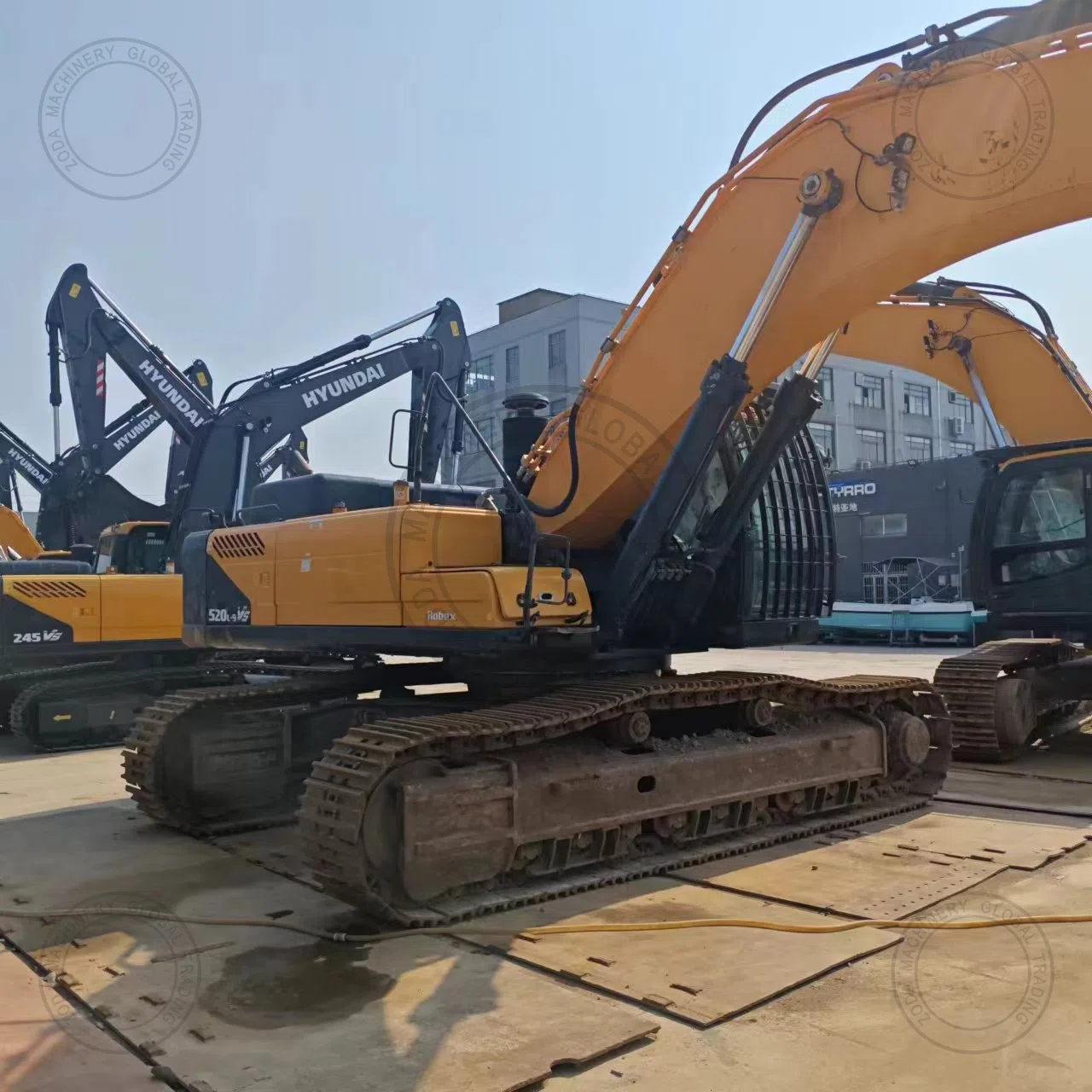 Used Excavator HYUNDAI VS 520 2 for Sale photo 6