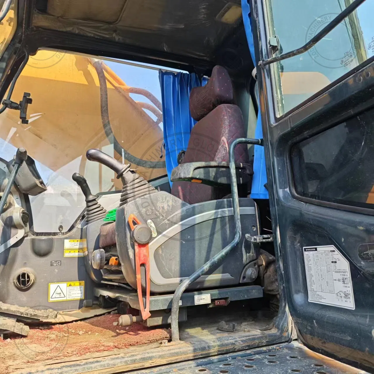 Used Excavator HYUNDAI VS 520 2 for Sale photo 10