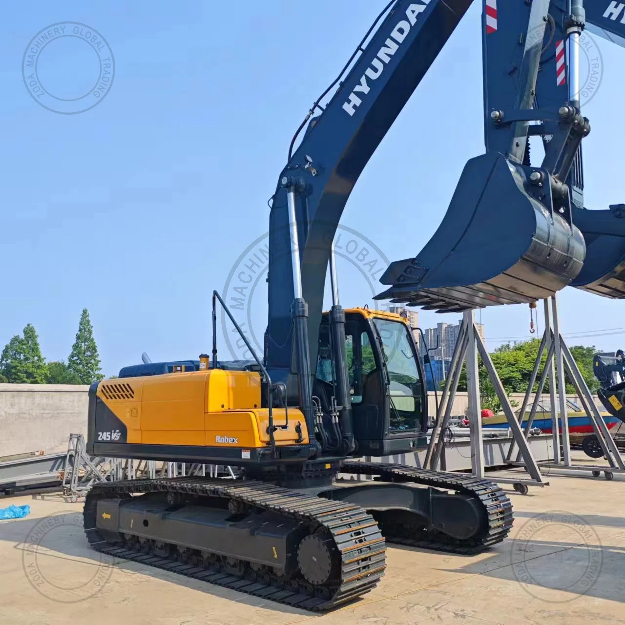 Used Excavator HYUNDAI VS245 for Sale photo 3