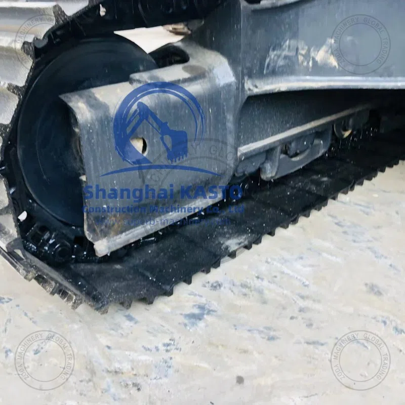 Used Excavator KOMATSU 200-8 for Sale photo 2