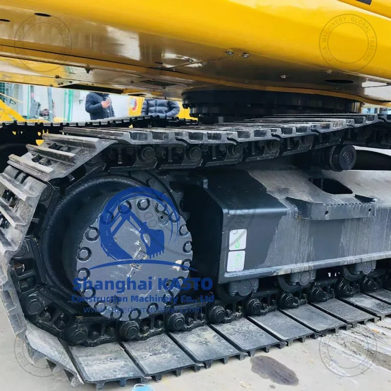 Used Excavator KOMATSU 200-8 for Sale photo 3