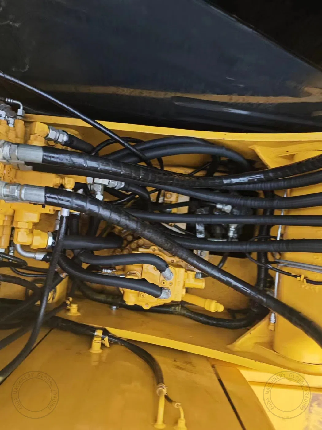 Used Mini Excavator komatsu pc 130With Thumb for Sale photo 8