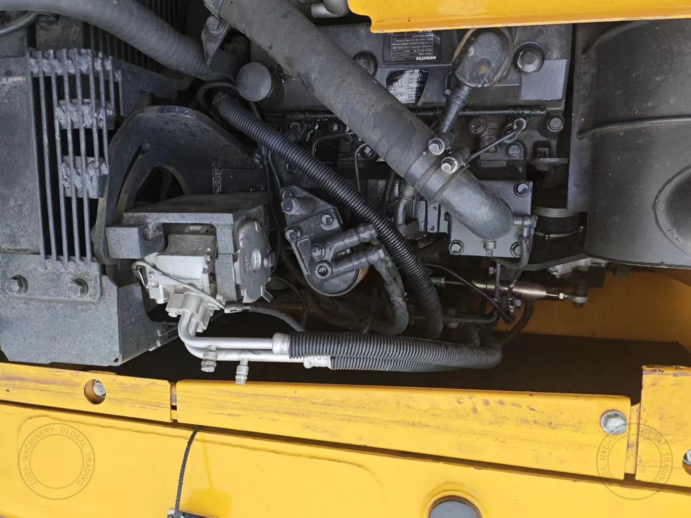 Used Mini Excavator komatsu pc 130With Thumb for Sale photo 9