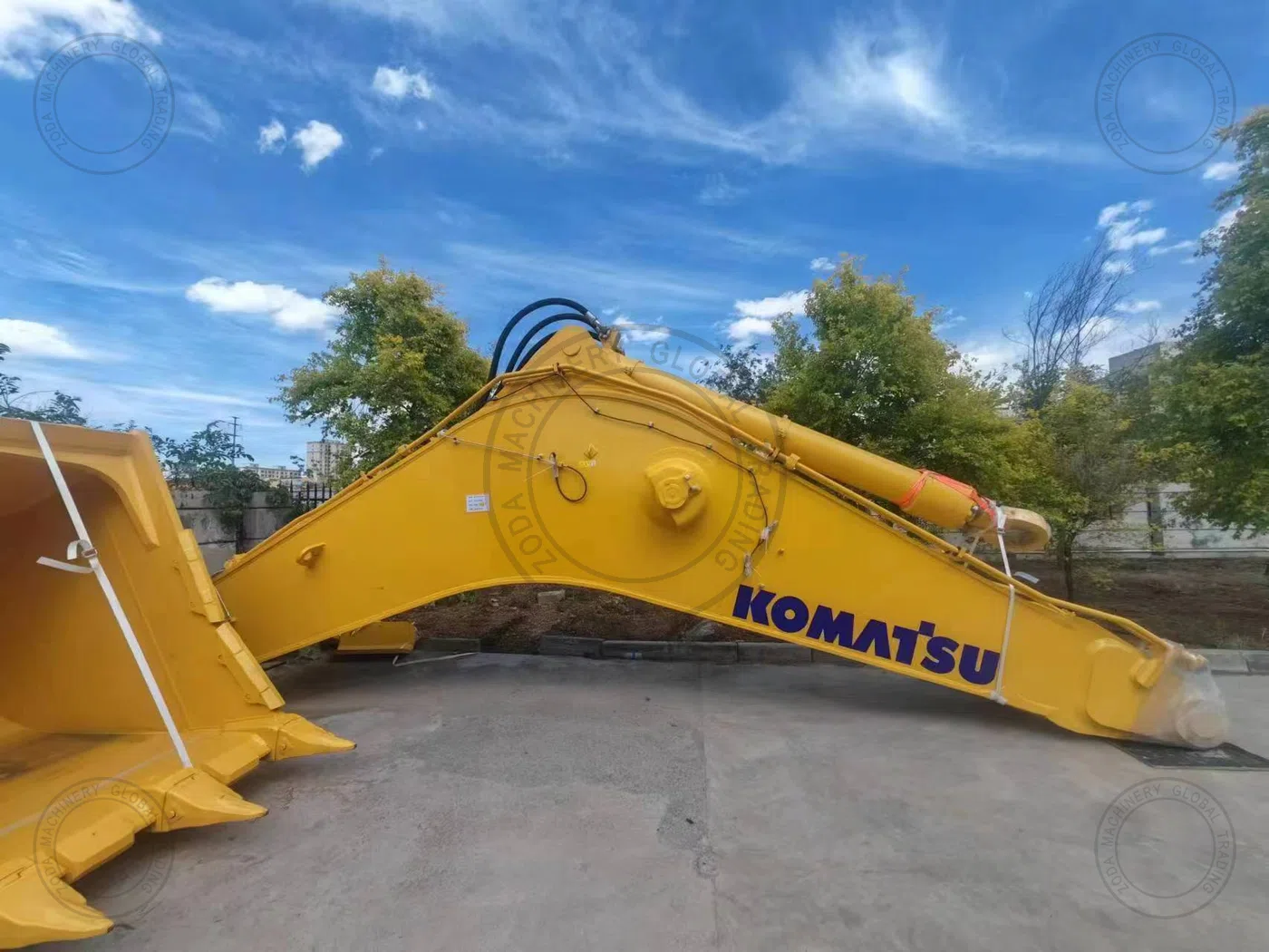 Used Excavator komatsu pc1250 for Sale photo 5