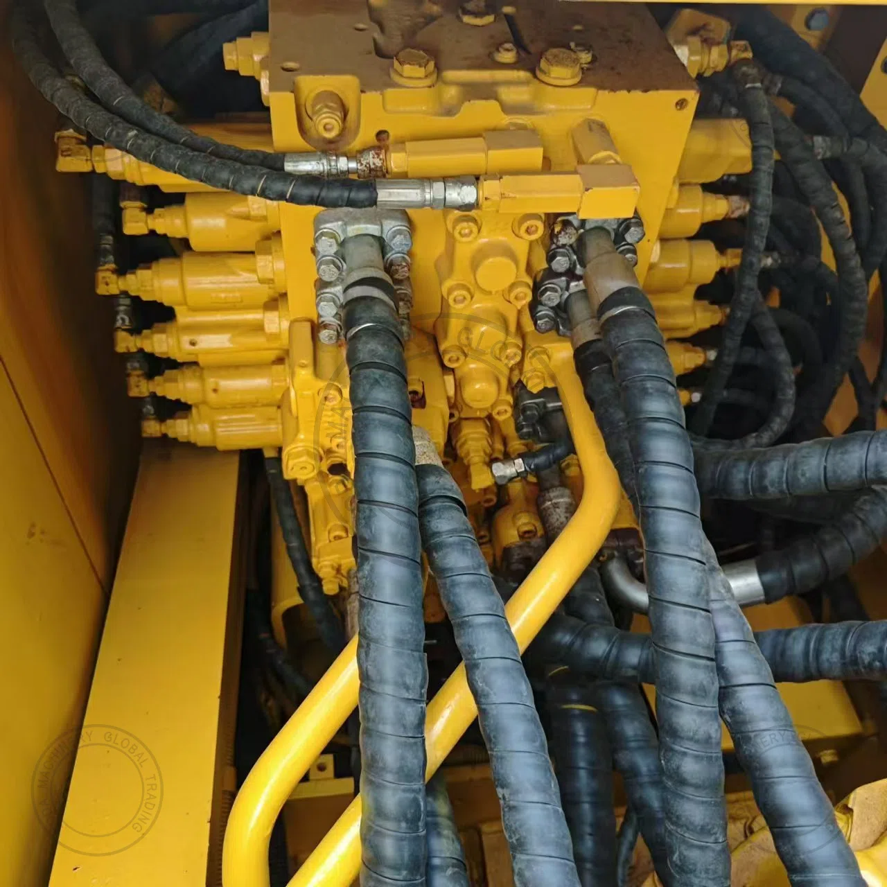 Used Excavator KOMATSU PC240-8 for Sale photo 6
