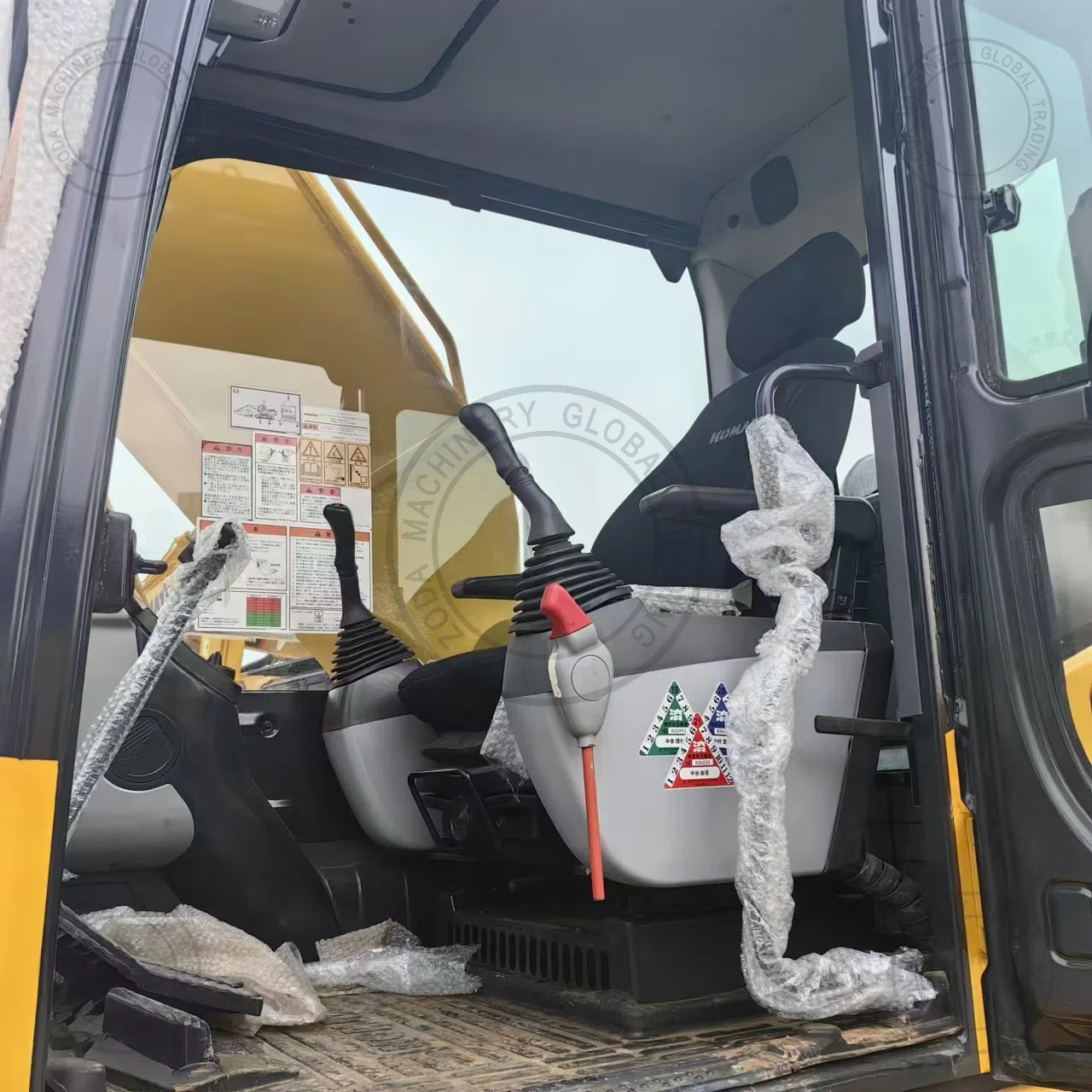 Used Excavator KOMATSU PC240 for Sale photo 6