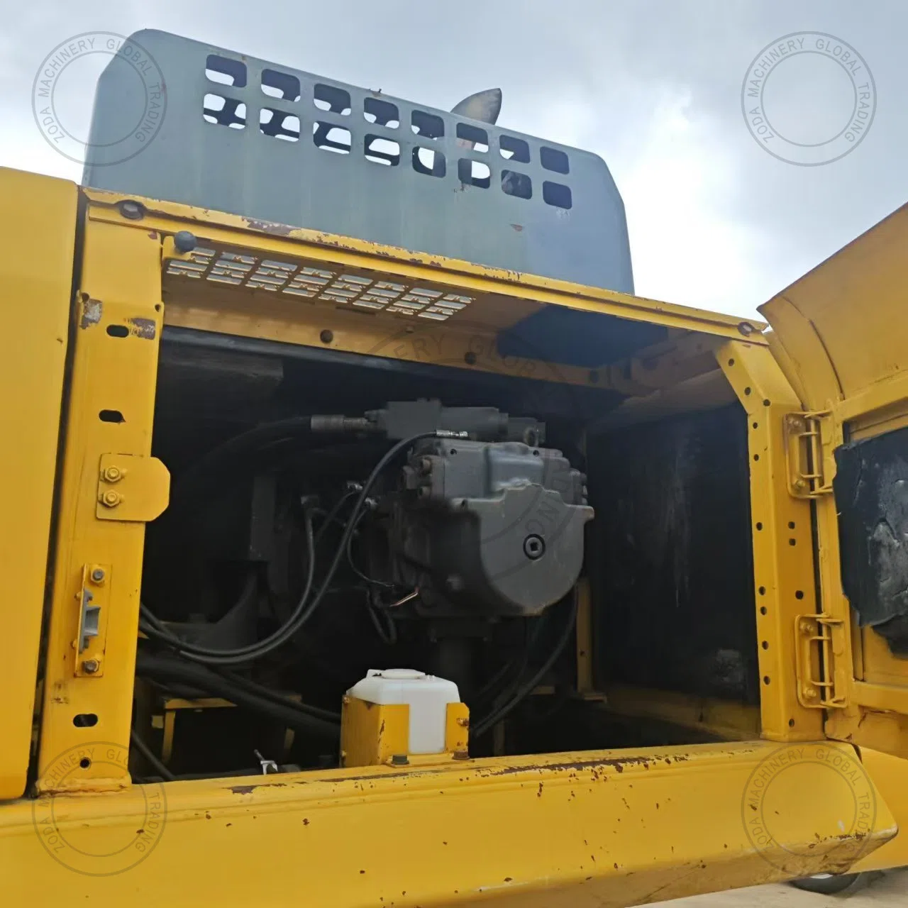 Used Excavator KOMATSU PC400-8 2 for Sale photo 7