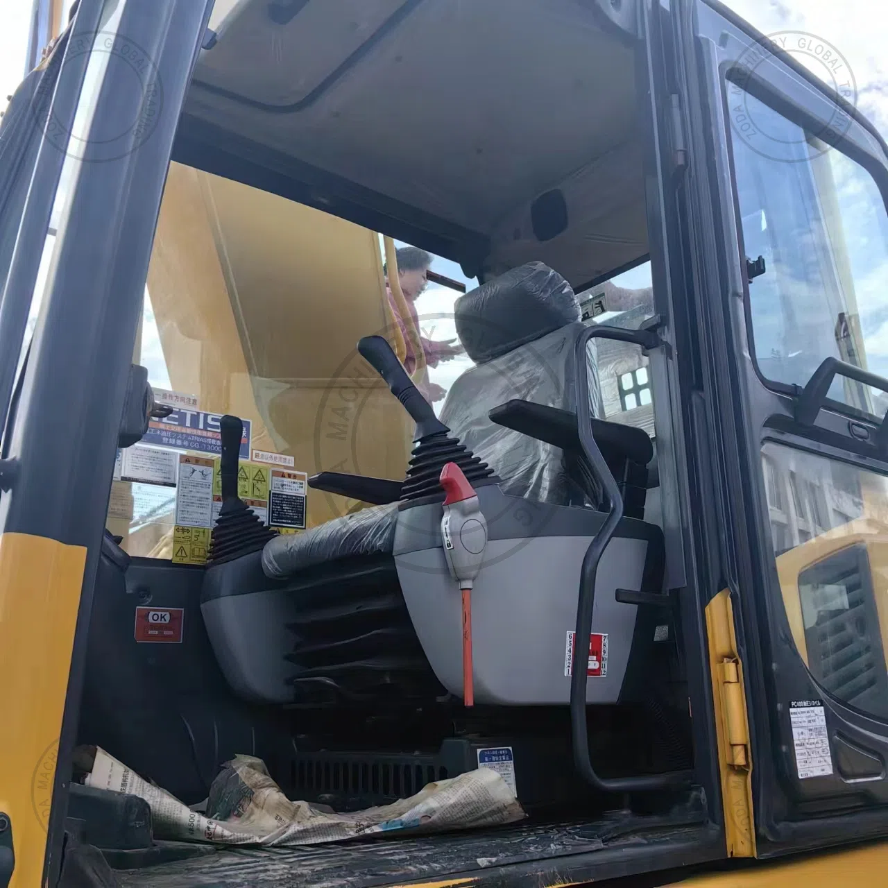 Used Excavator komatsu pc400-8r for Sale photo 3