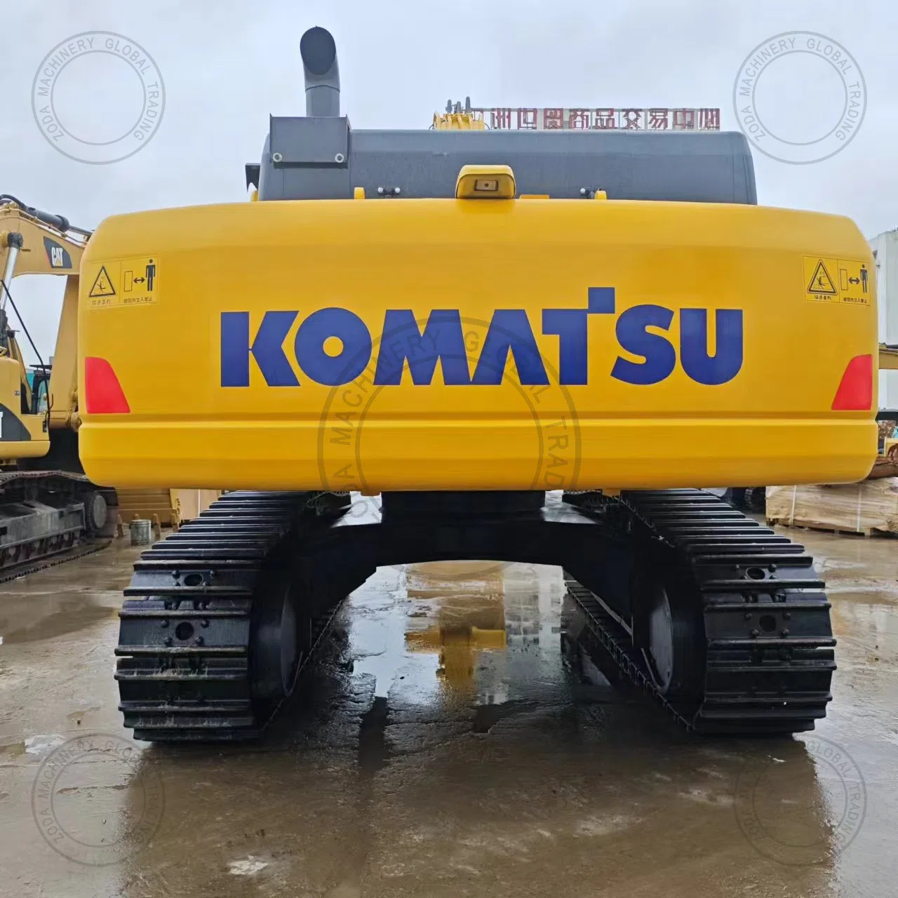 Used Excavator KOMATSU PC450-8R 1 for Sale photo 2