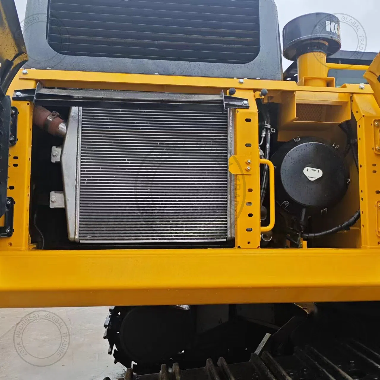 Used Excavator KOMATSU PC450-8R 1 for Sale photo 3
