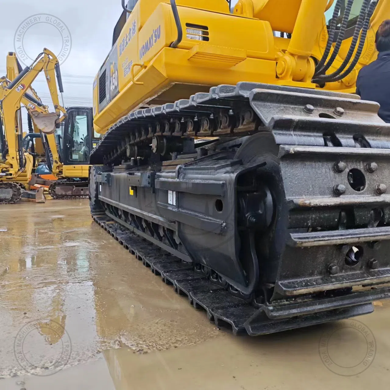 Used Excavator KOMATSU PC450-8R 1 for Sale photo 7