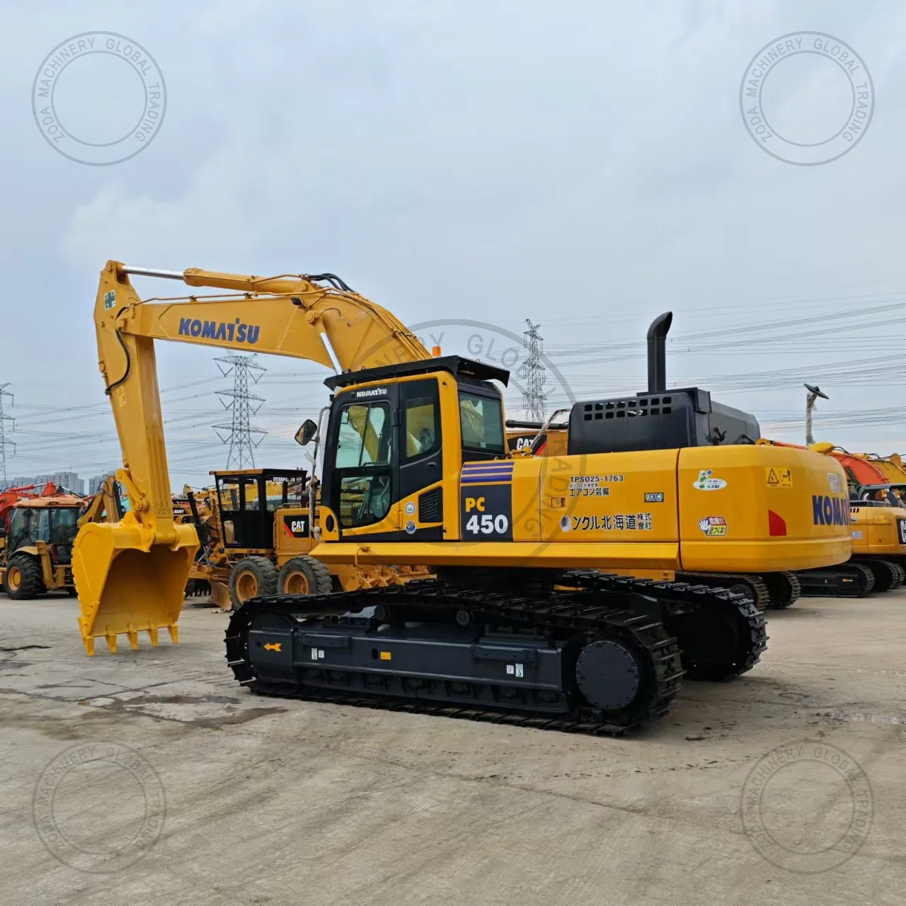 Used Excavator KOMATSU PC450-8R 2 for Sale photo 2