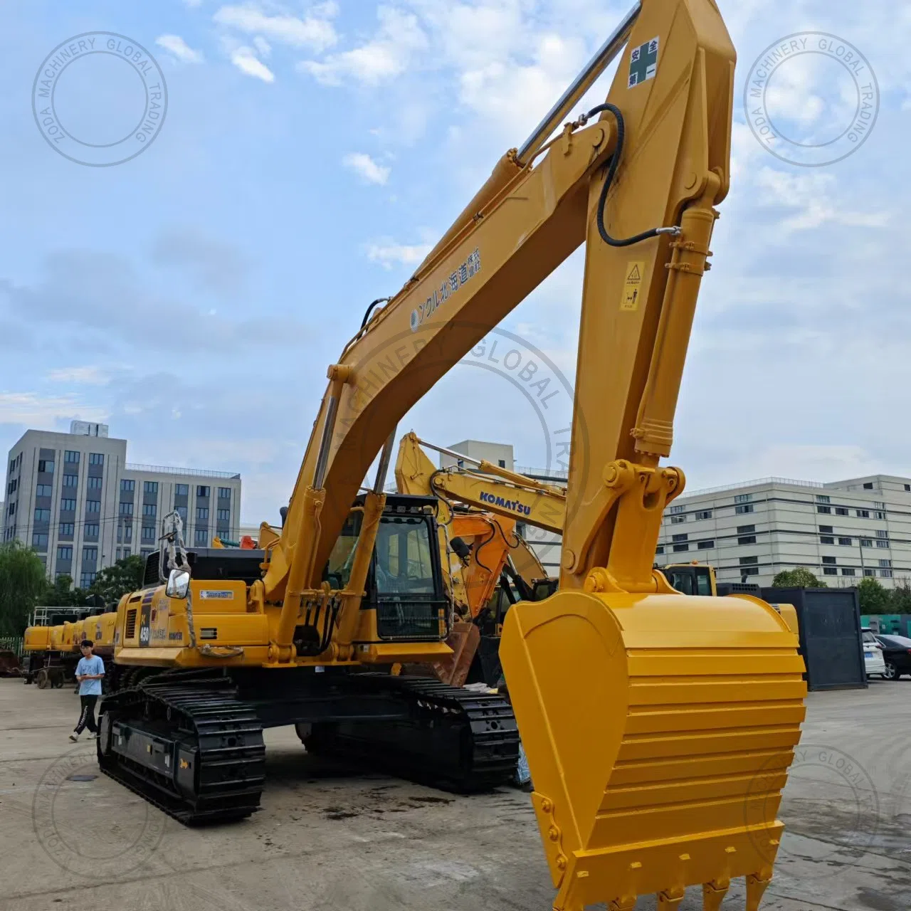 Used Excavator KOMATSU PC450-8R 2 for Sale photo 8