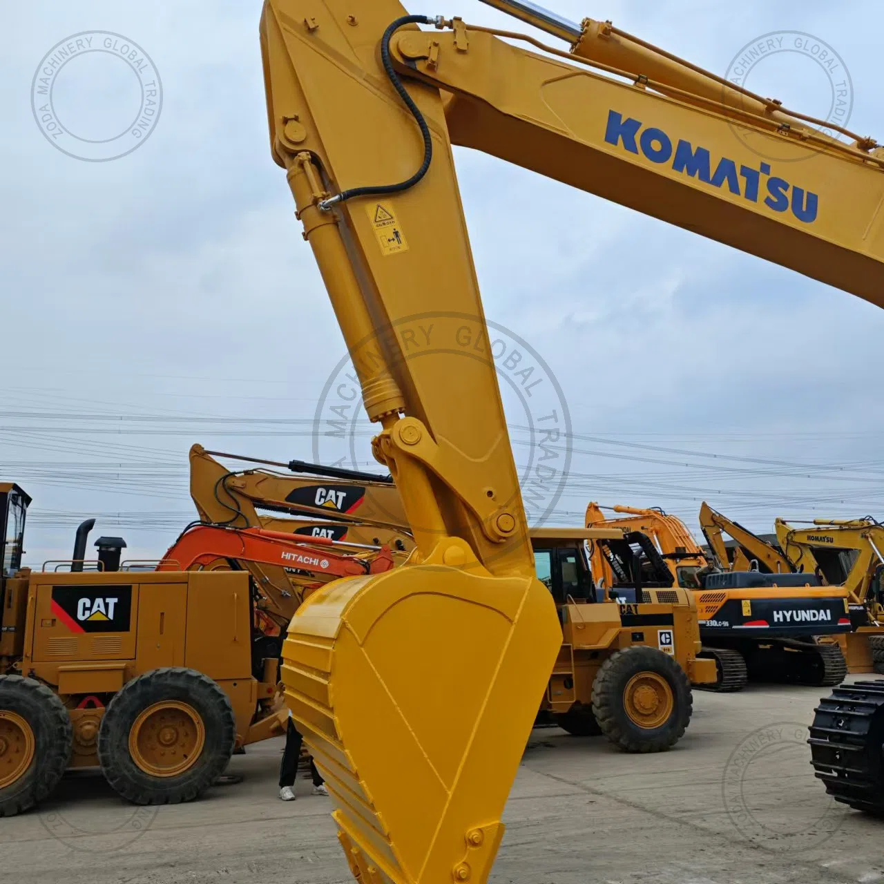Used Excavator KOMATSU PC450-8R 2 for Sale photo 10