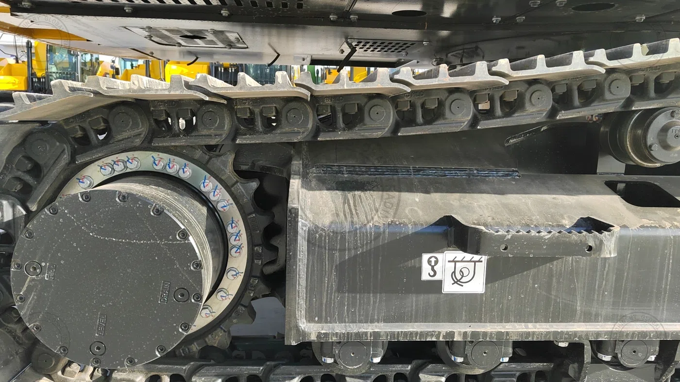 Used Excavator TZCO 130 for Sale photo 9
