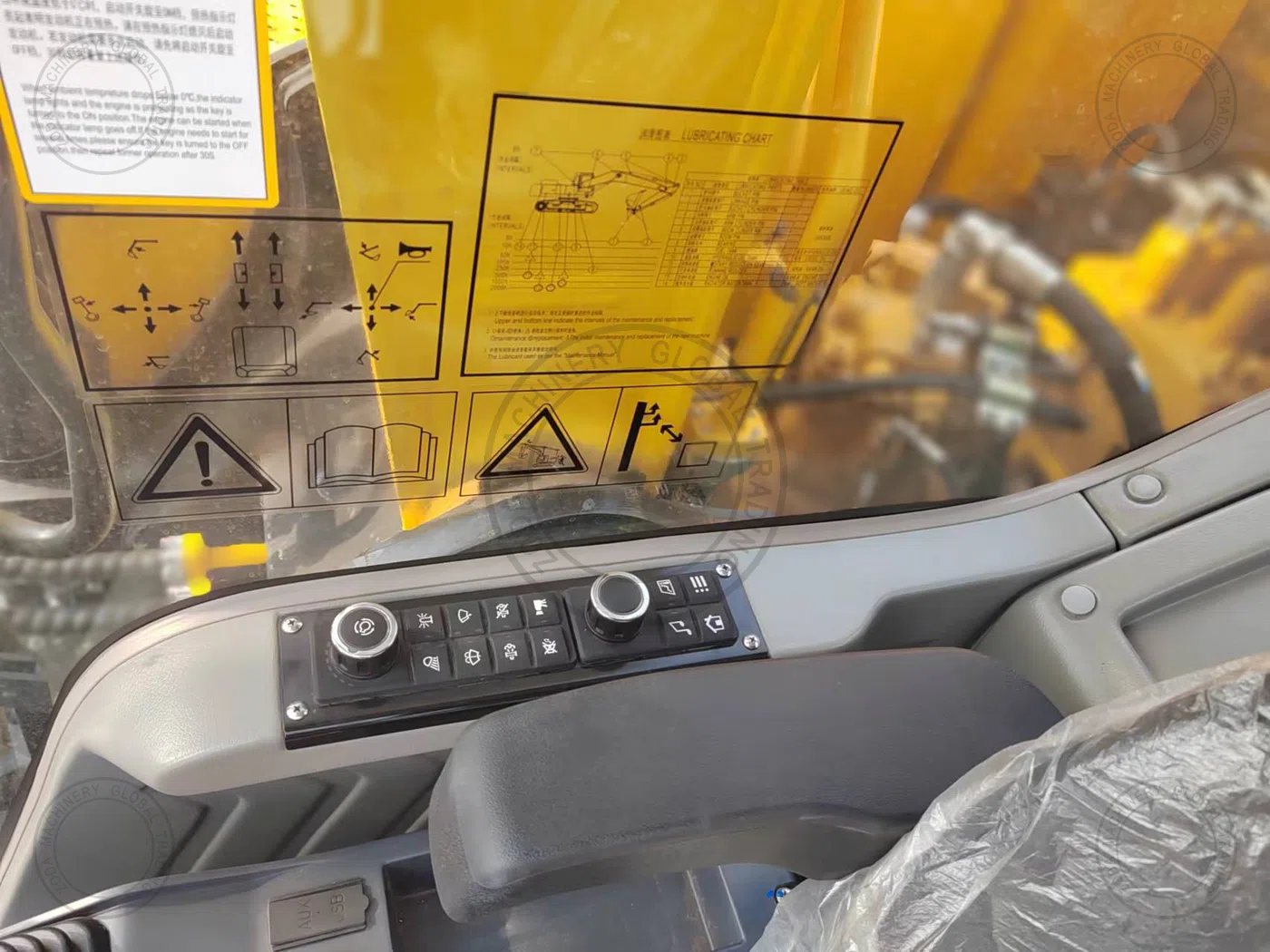 Used Excavator TZCO 210 for Sale photo 11
